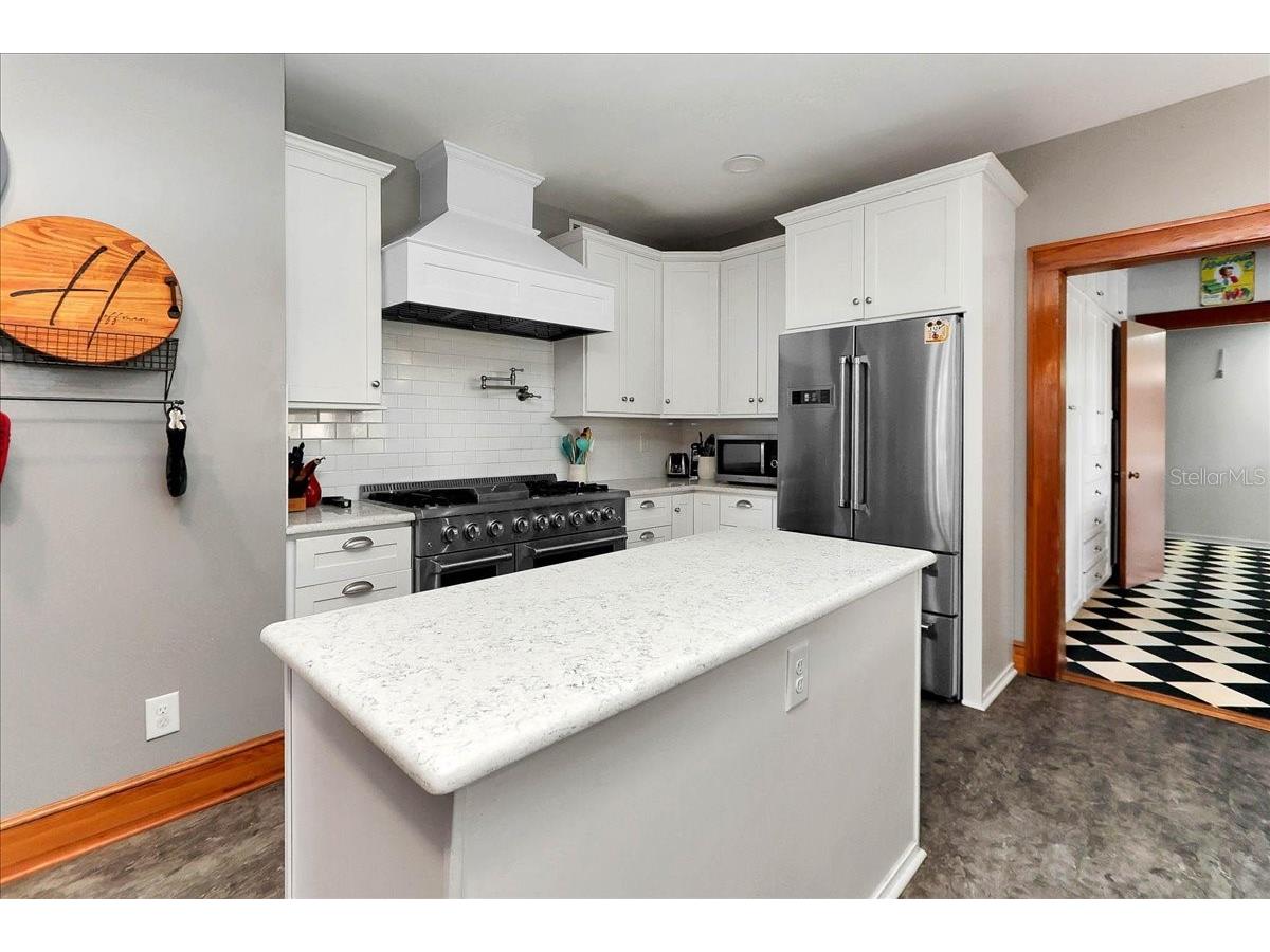 405 Lakeshore Drive Leesburg FL 34748 - LAKE HARRIS OM721071 image32