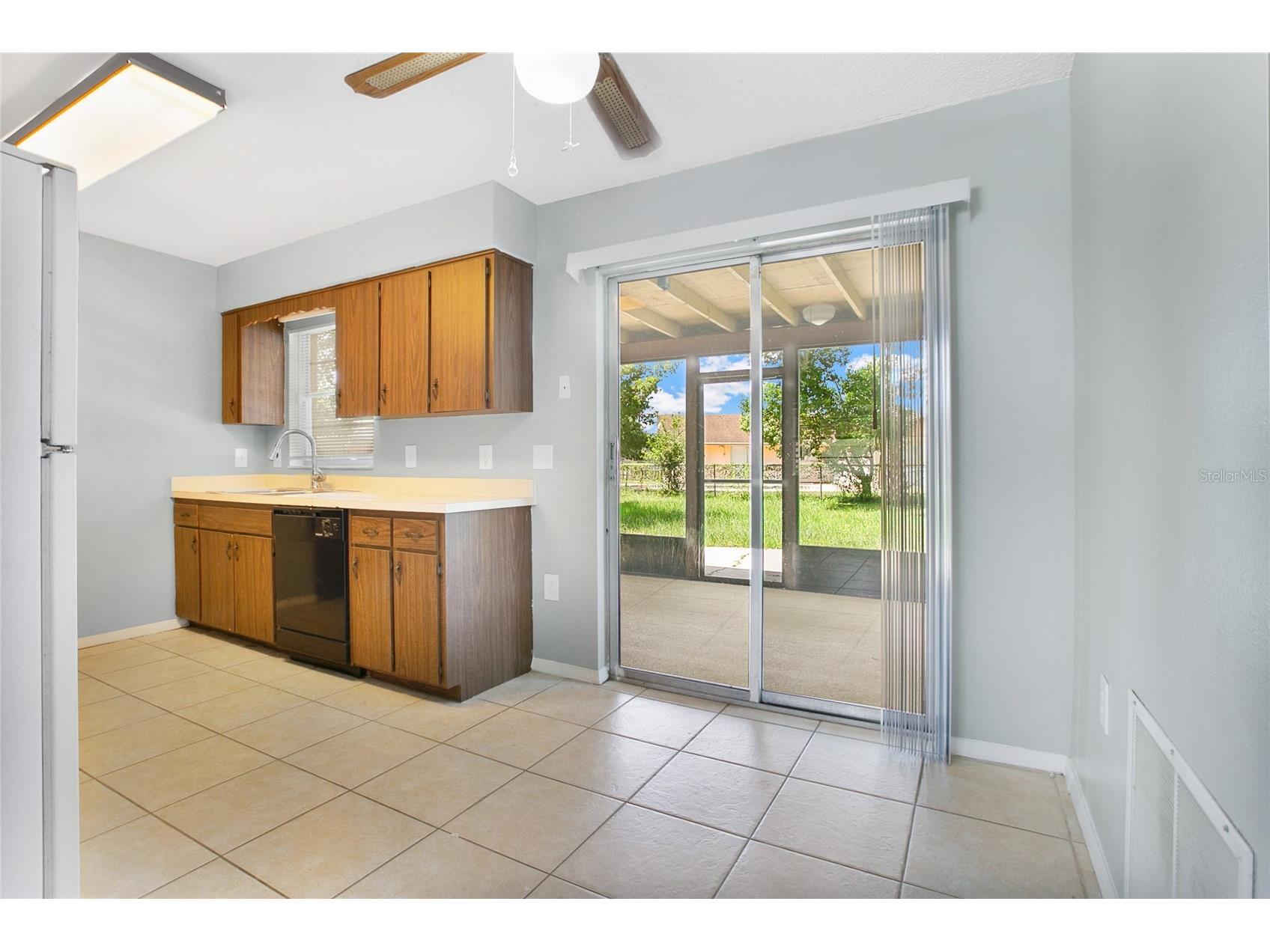 405 Long Drive Poinciana FL 34759 O6412505 image6