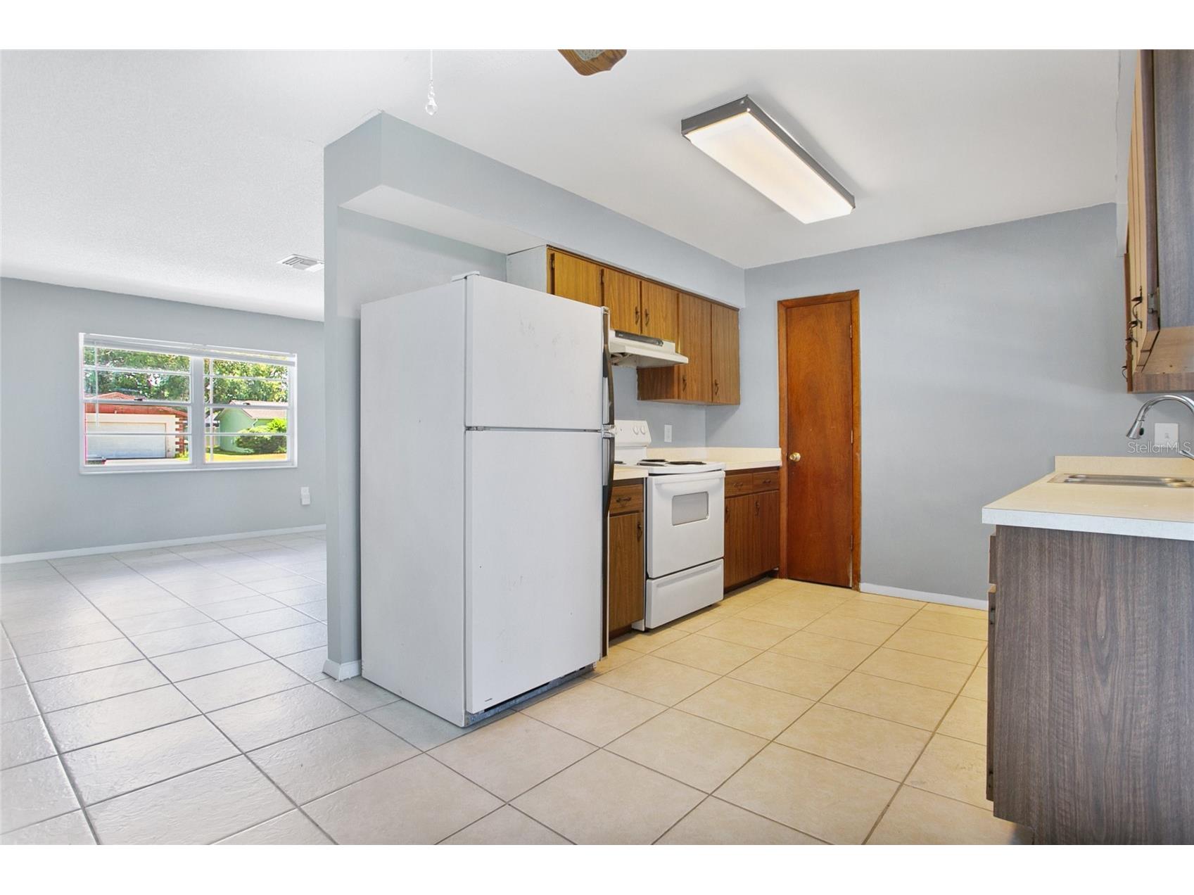 405 Long Drive Poinciana FL 34759 O6412505 image8