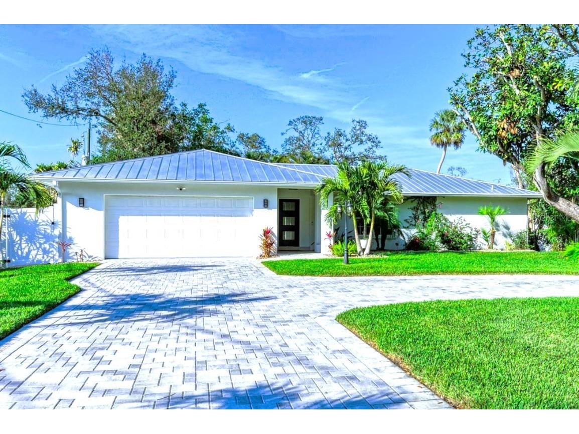 405 Magellan Drive Sarasota FL 34243 A4641588 image1