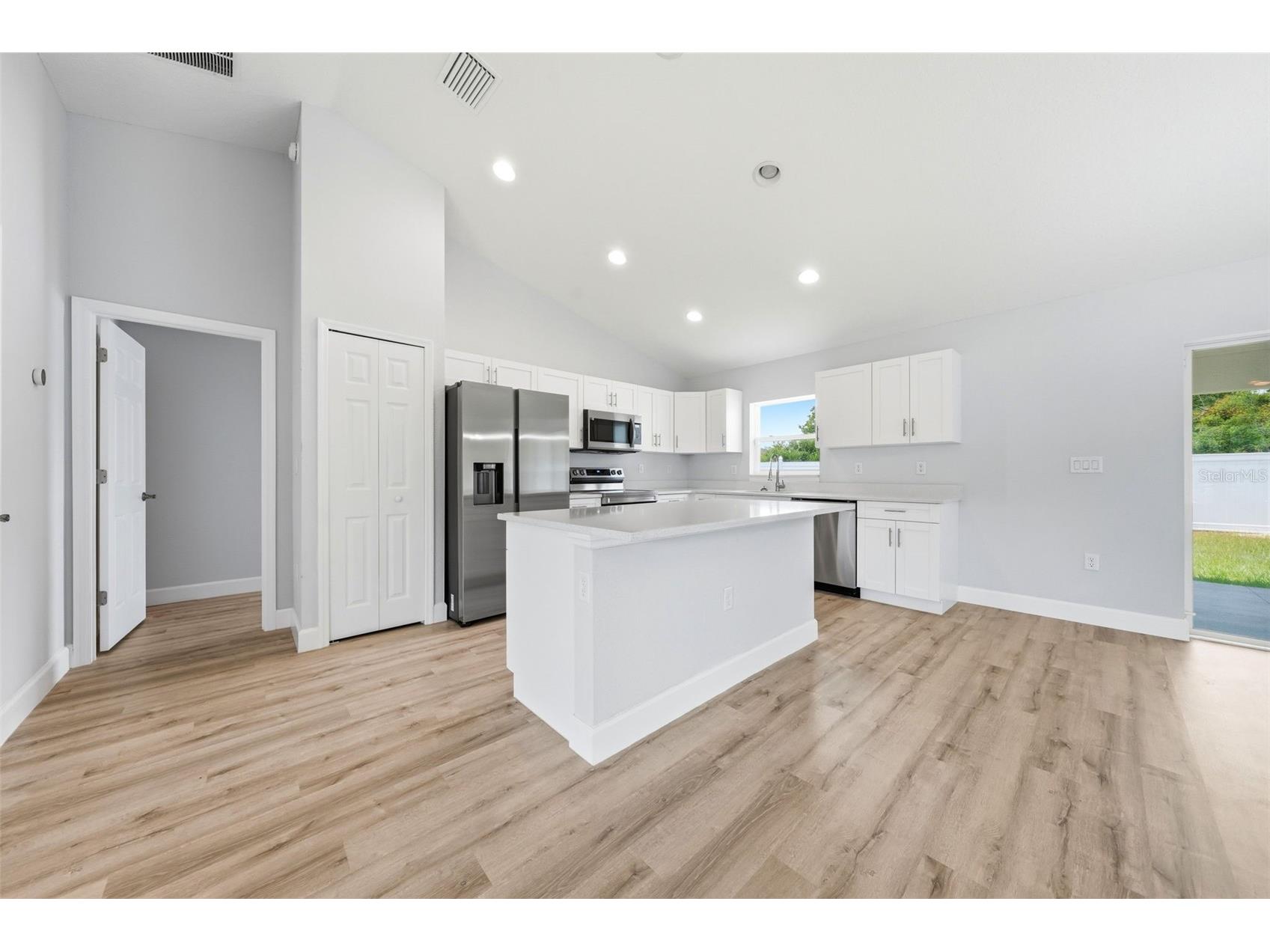 405 Marion Oaks Golf Way Ocala FL 34473 OM725575 image6