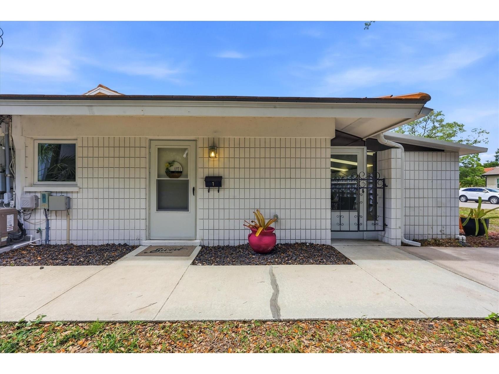405 Menendez Street Venice FL 34285 A4689702 image2