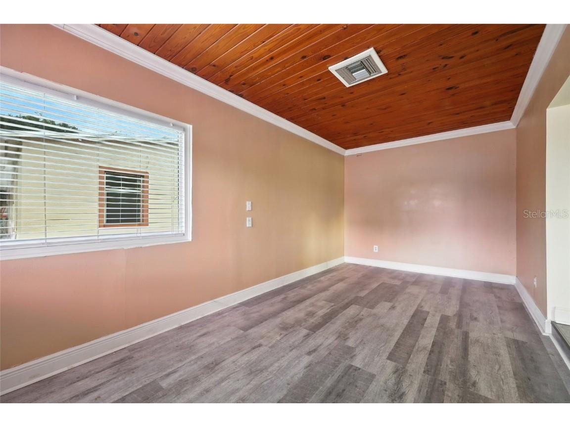 405 N Buena Vista Avenue Orlando FL 32835 O6341765 image12