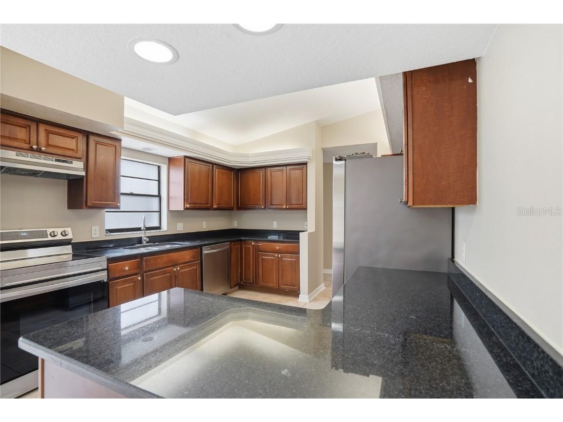 405 Park Ridge Avenue FL 33617 O6367176 image15