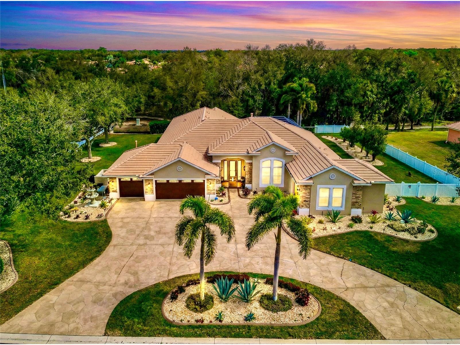 405 Petrel Trail Bradenton FL 34212 A4684301 image1