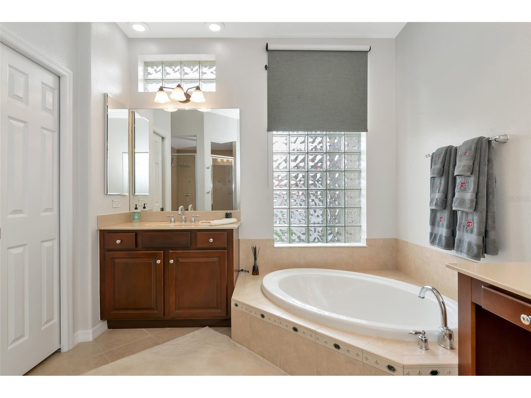 405 Petrel Trail Bradenton FL 34212 A4684301 image15