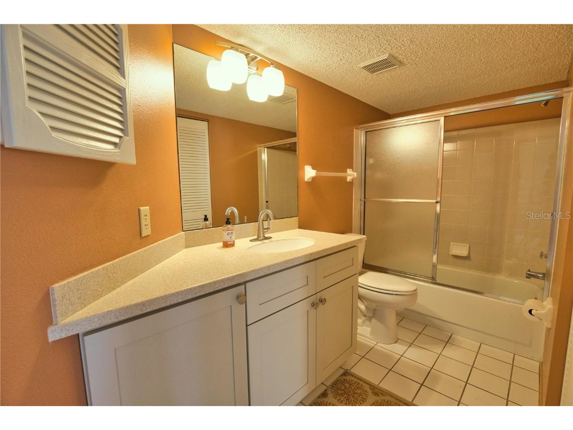 405 Pine Hollow Circle #405 Englewood FL 34223 D6141344 image40