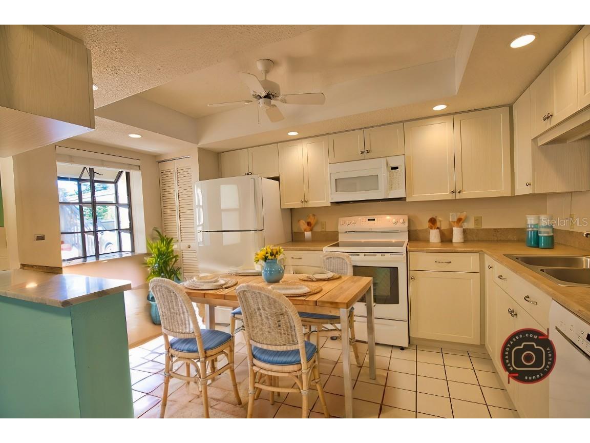 405 Pine Hollow Circle #405 Englewood FL 34223 D6141344 image6