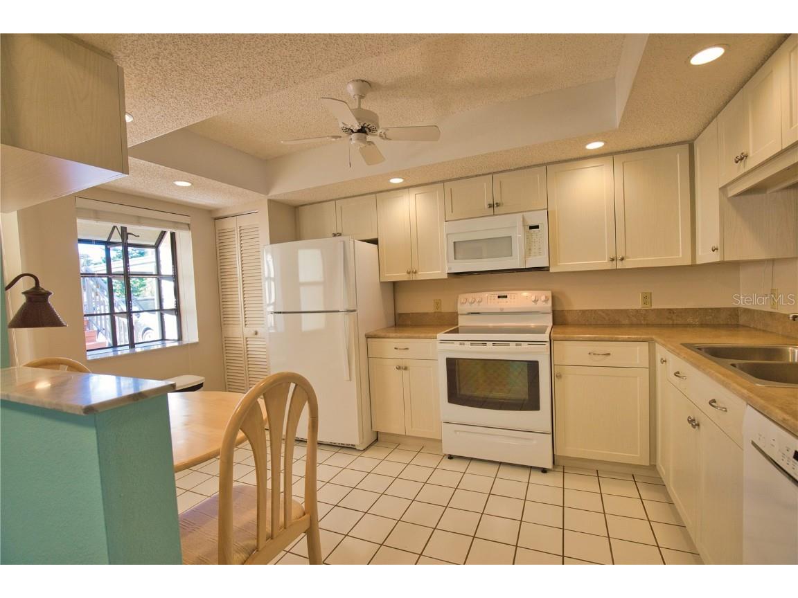 405 Pine Hollow Circle #405 Englewood FL 34223 D6141344 image7