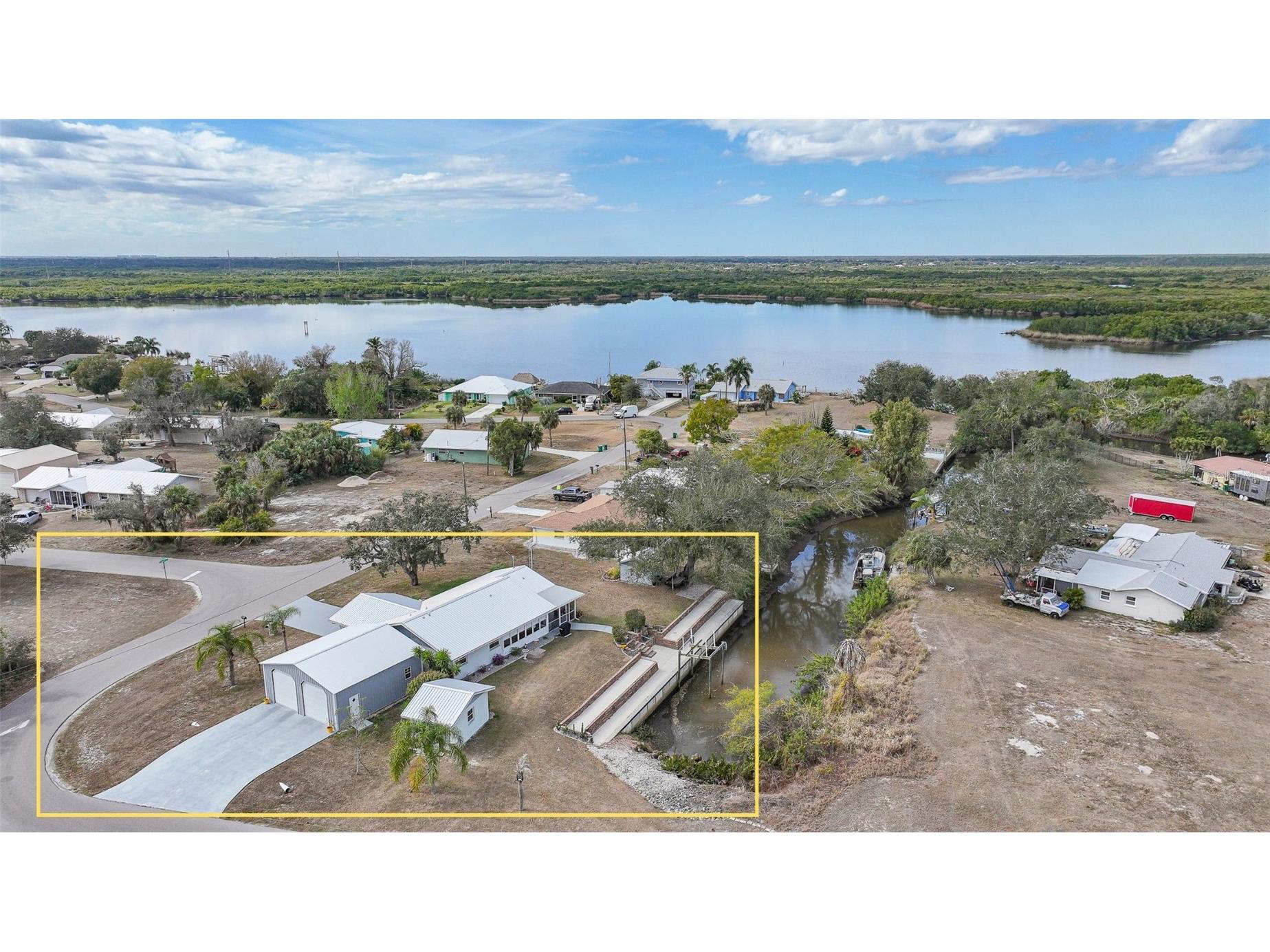 405 Ridgecrest Drive Punta Gorda FL 33982 - JIM LONG LAKE C7521474 image2