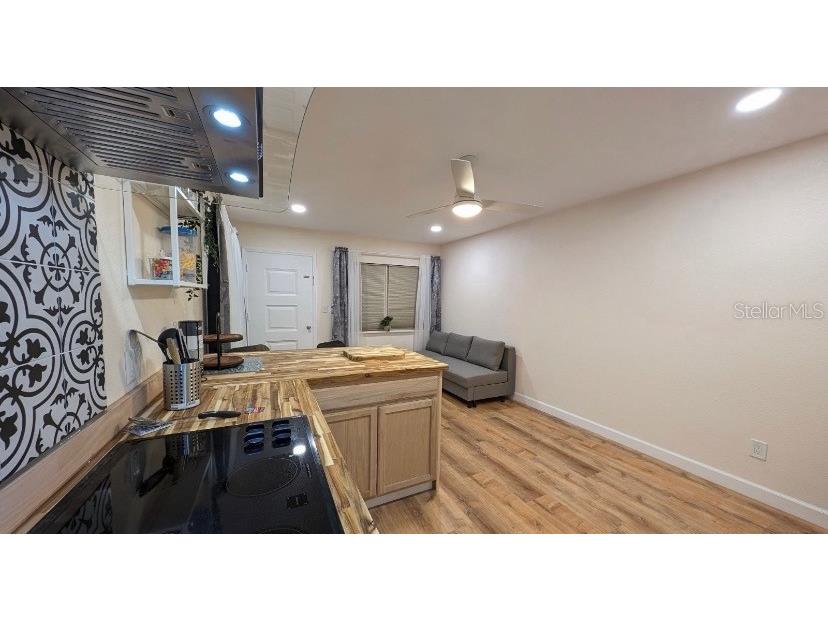 405 S Orion Avenue Clearwater FL 33765 TB8521103 image6