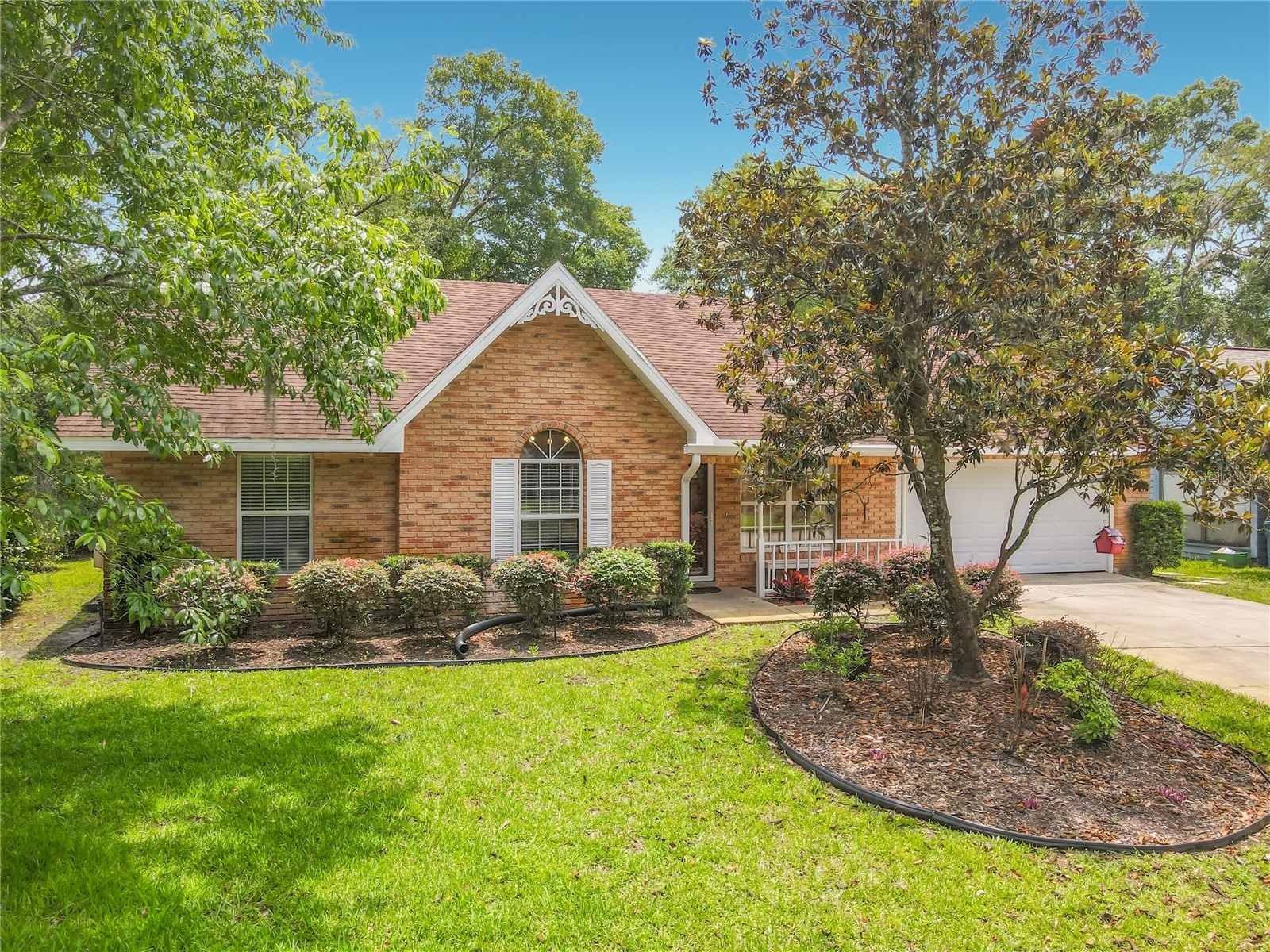 405 Secluded Oaks Trail Deland FL 32724 O6406994 image1