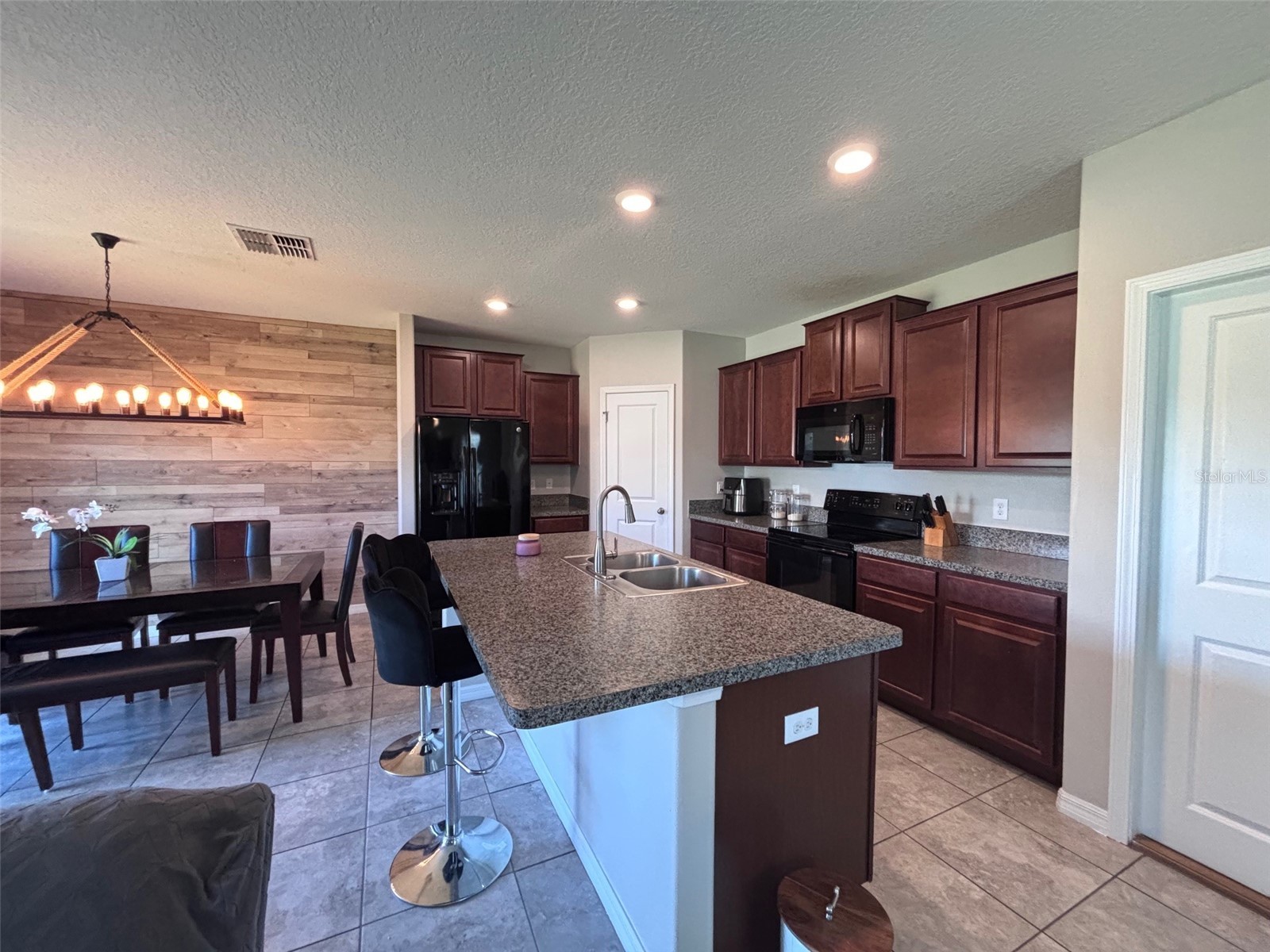405 Serenity Mill Loop Ruskin FL 33570 TB8514619 image10