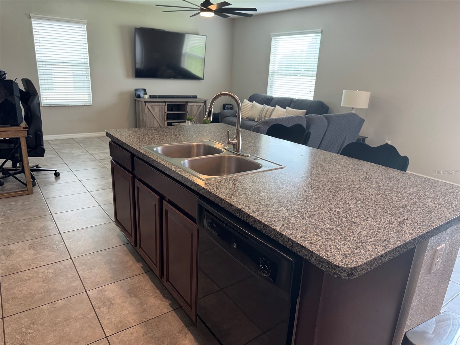 405 Serenity Mill Loop Ruskin FL 33570 TB8514619 image8