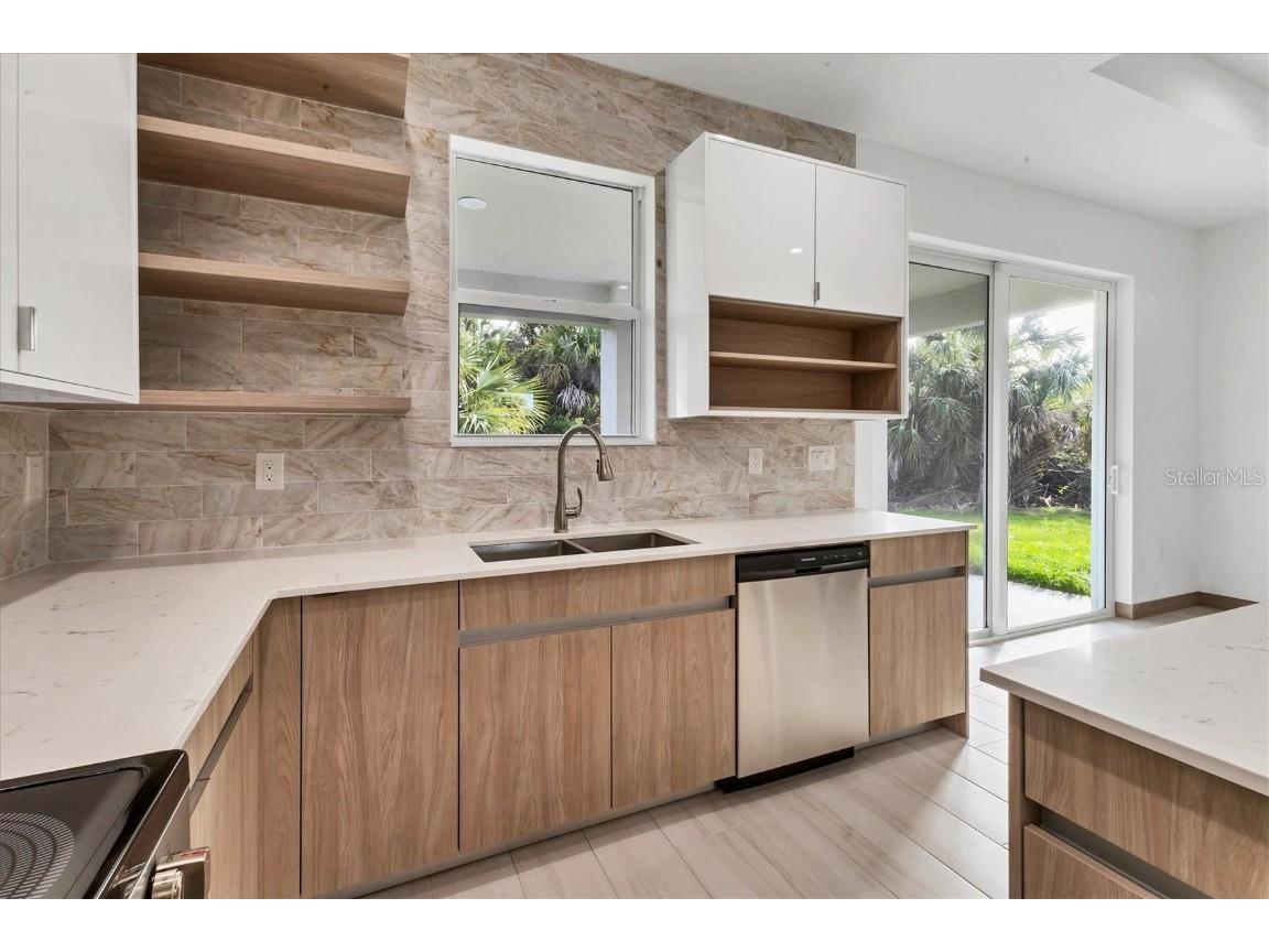 405 Sunset Road N Rotonda West FL 33947 A4656794 image13