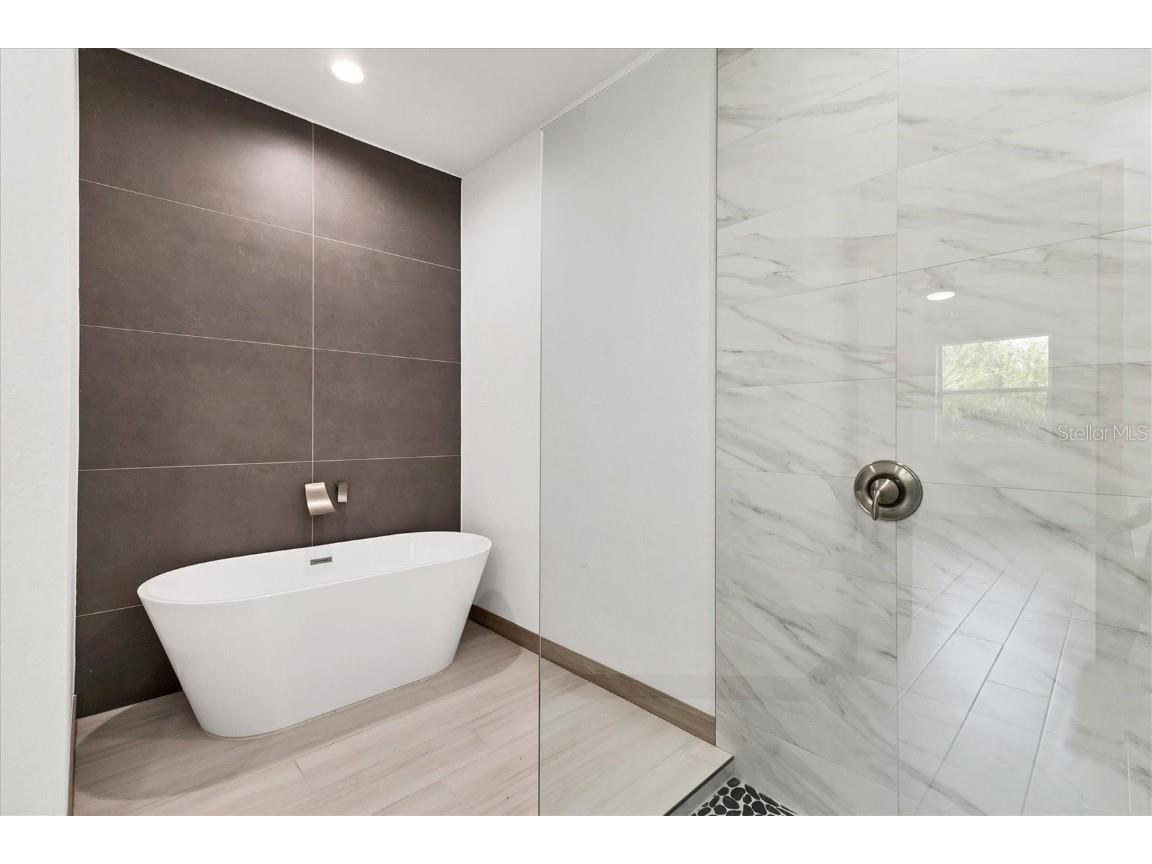 405 Sunset Road N Rotonda West FL 33947 A4656794 image22