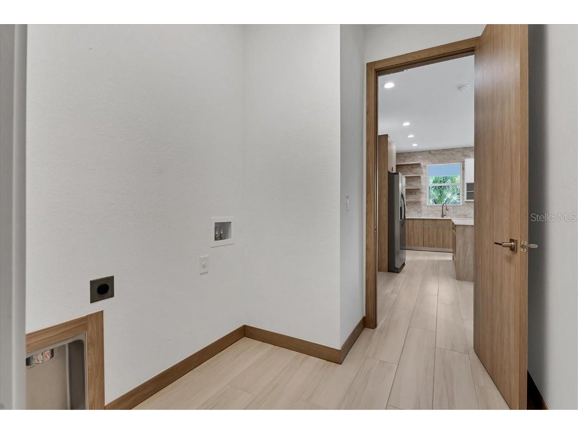 405 Sunset Road N Rotonda West FL 33947 A4660092 image10