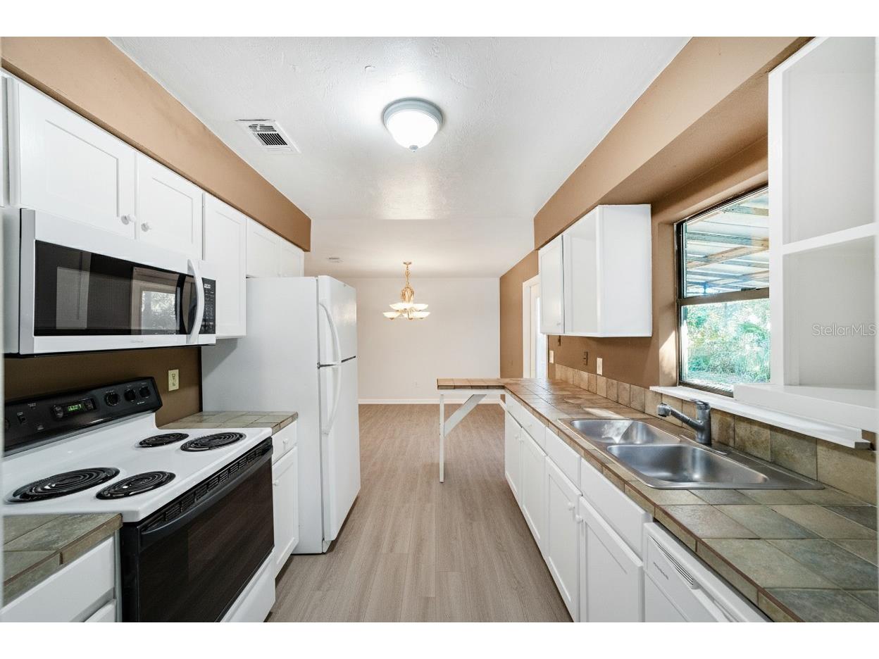 405 SW 257th Terrace Newberry FL 32669 OM713383 image11