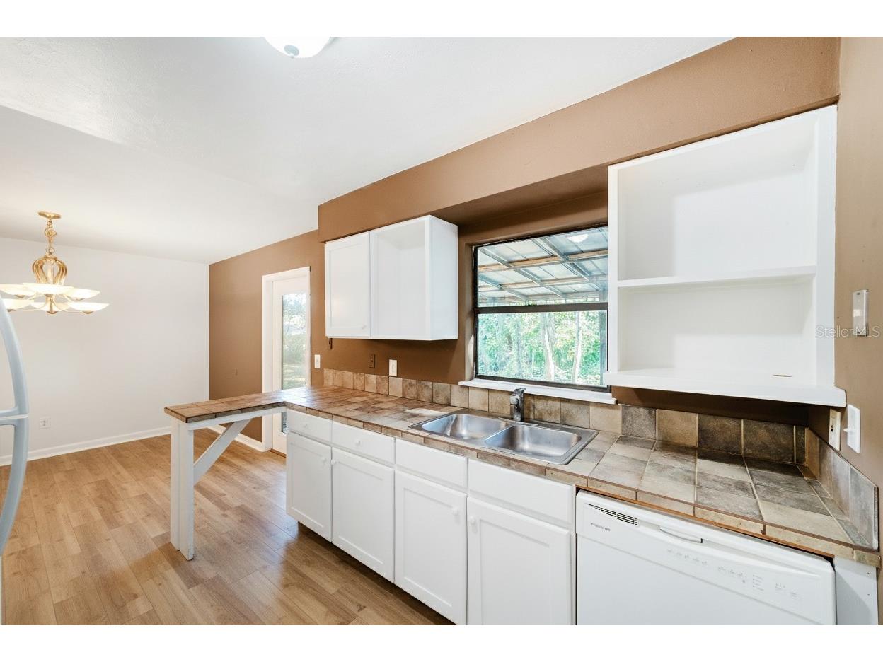 405 SW 257th Terrace Newberry FL 32669 OM713383 image12