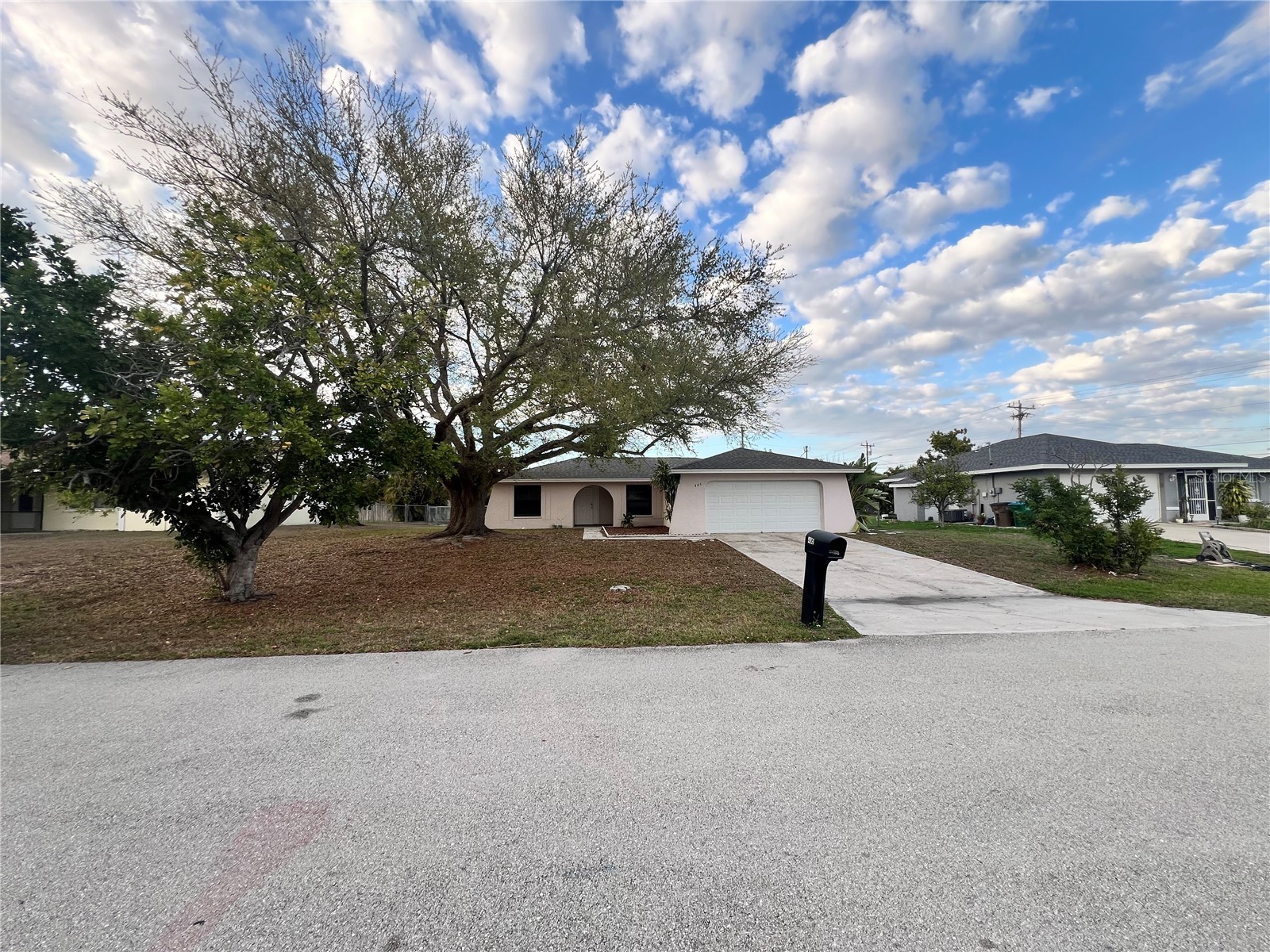 405 SW 43rd Lane Cape Coral FL 33914 TB8487638 image1
