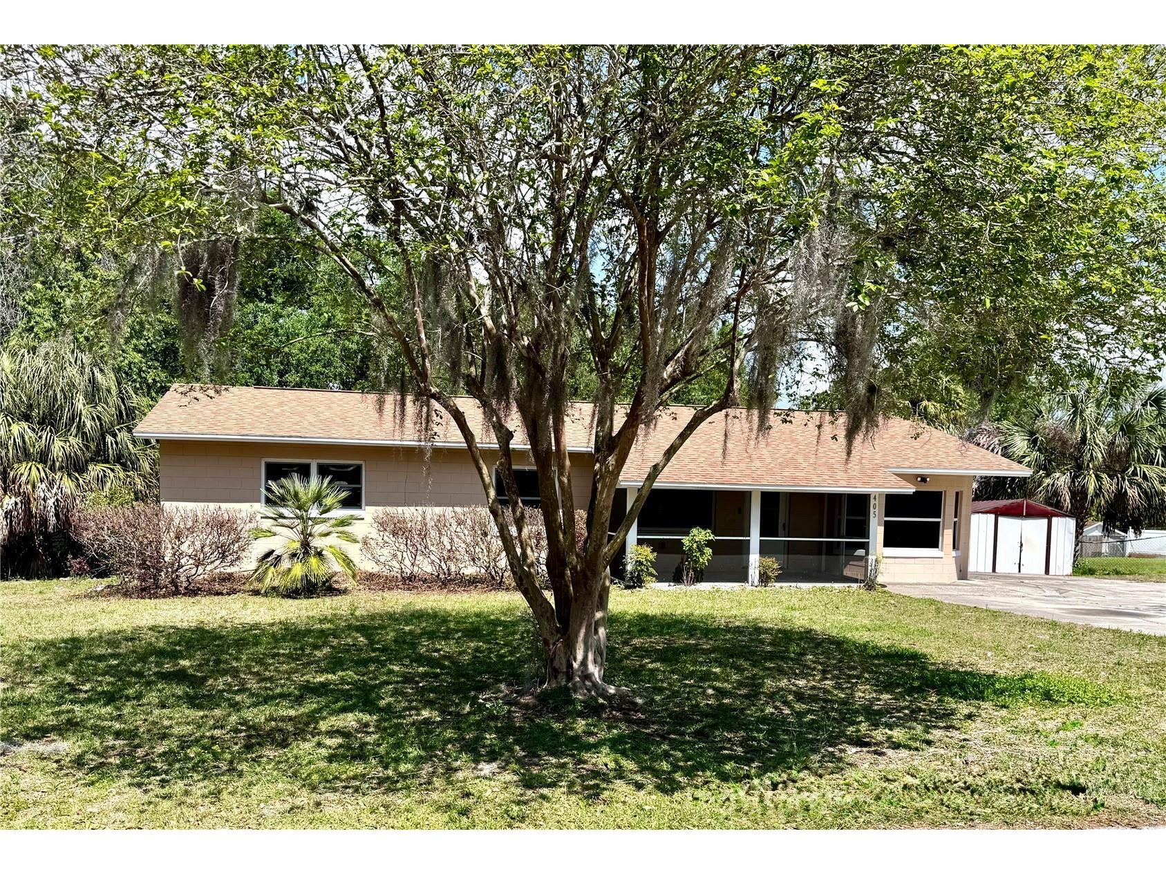 405 Tropic Circle Fruitland Park FL 34731 - Mirror Lake O6390332 image1