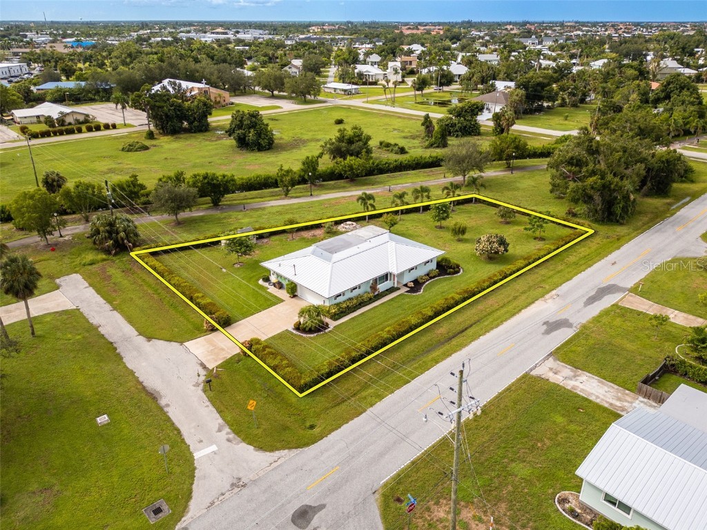 405 W Charlotte Avenue Punta Gorda FL 33950 C7518620 image18