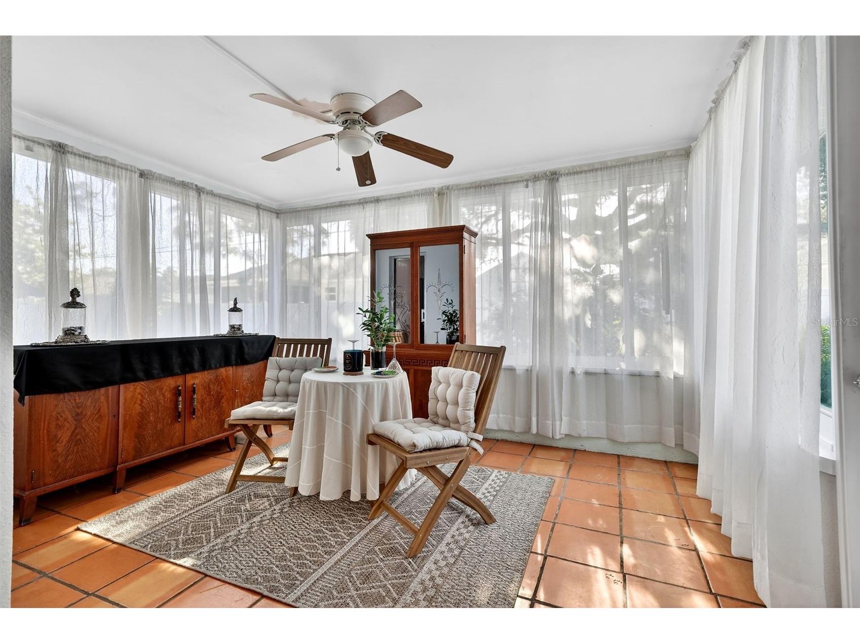 405 W Seminole Drive Venice FL 34293 A4682043 image10