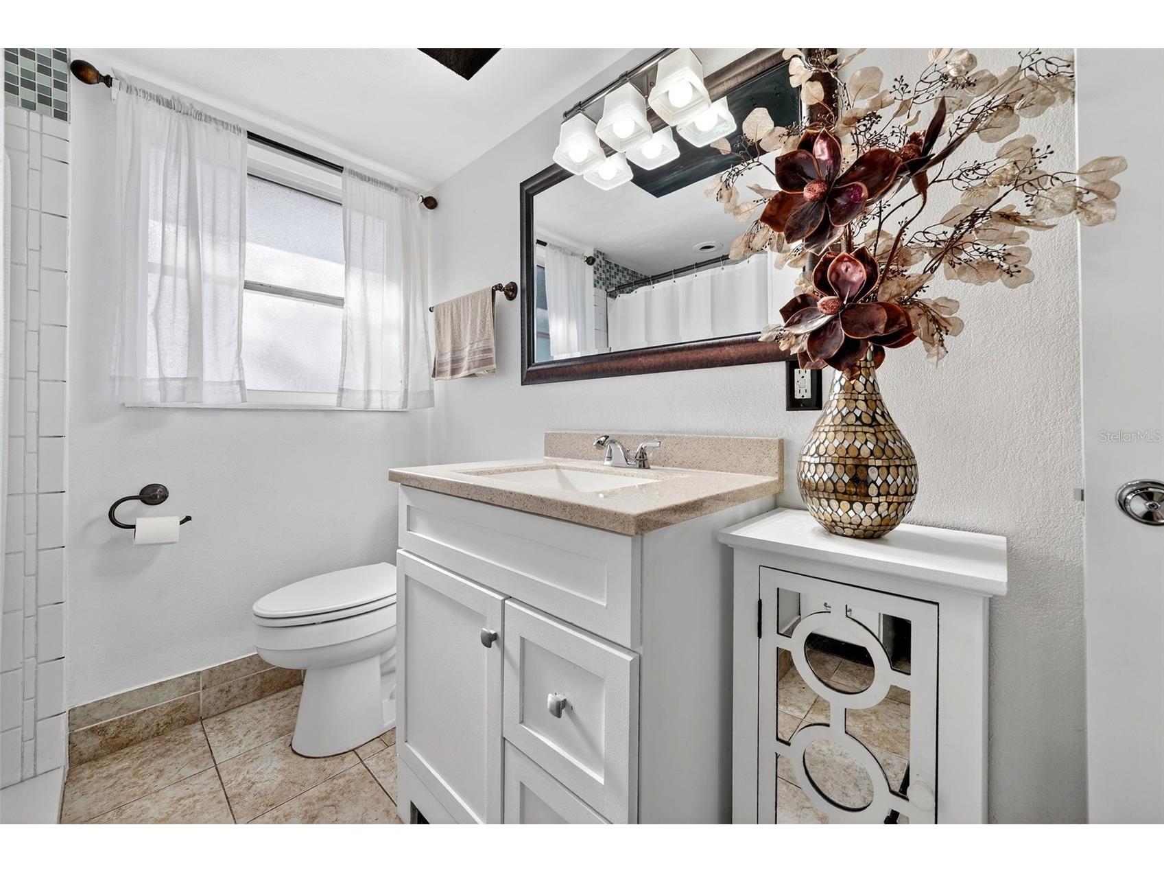 405 W Seminole Drive Venice FL 34293 A4682043 image20