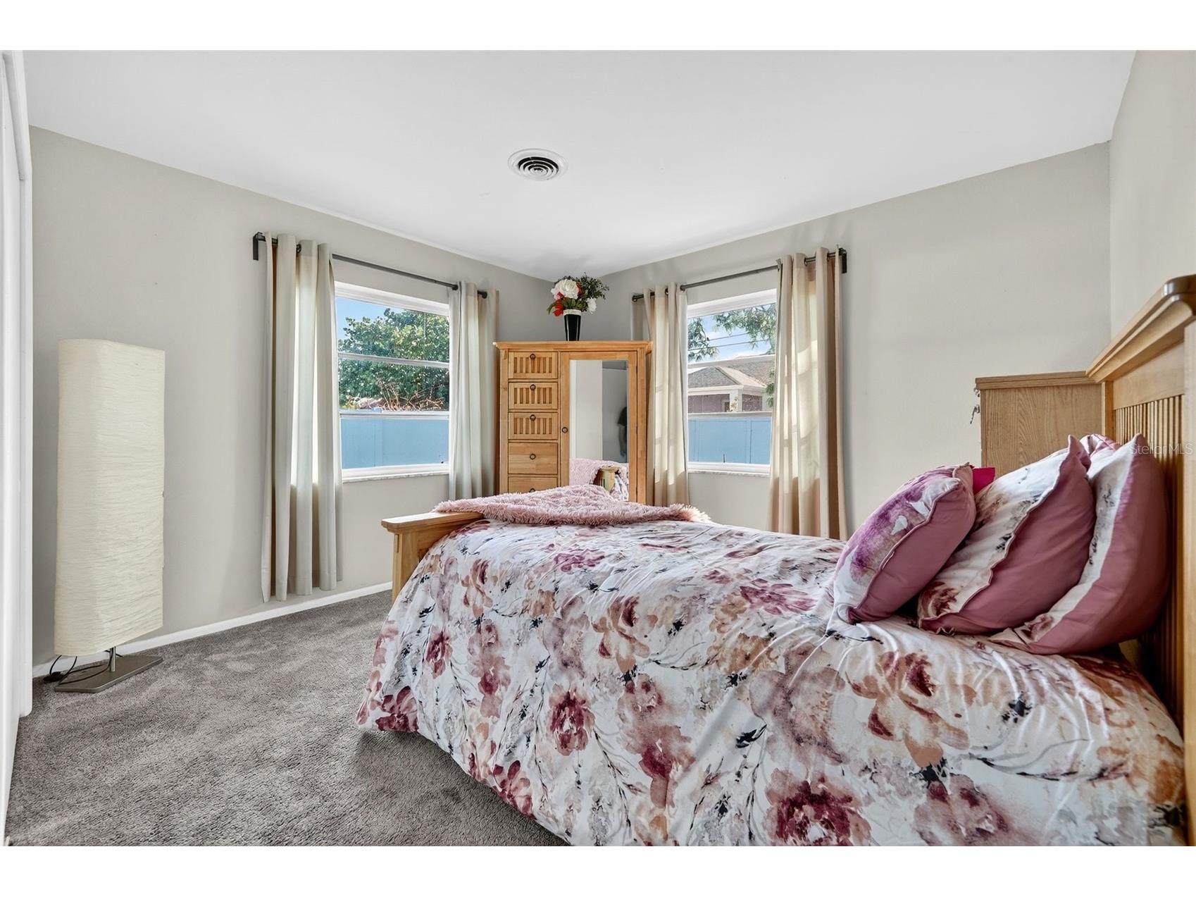 405 W Seminole Drive Venice FL 34293 A4682043 image21