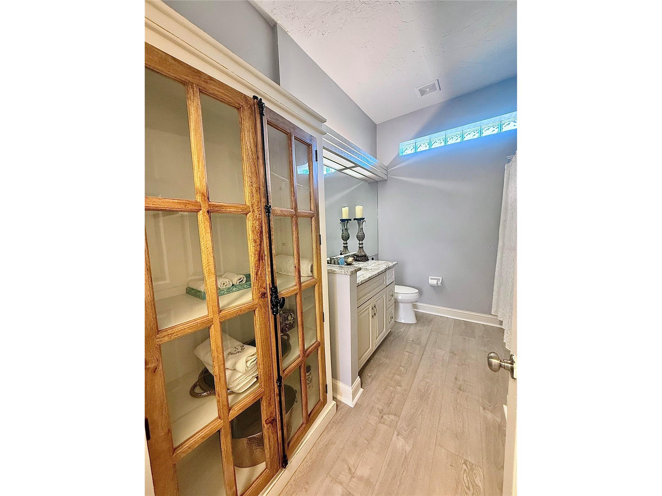 405 Wellington Court Venice FL 34292 A4681404 image21