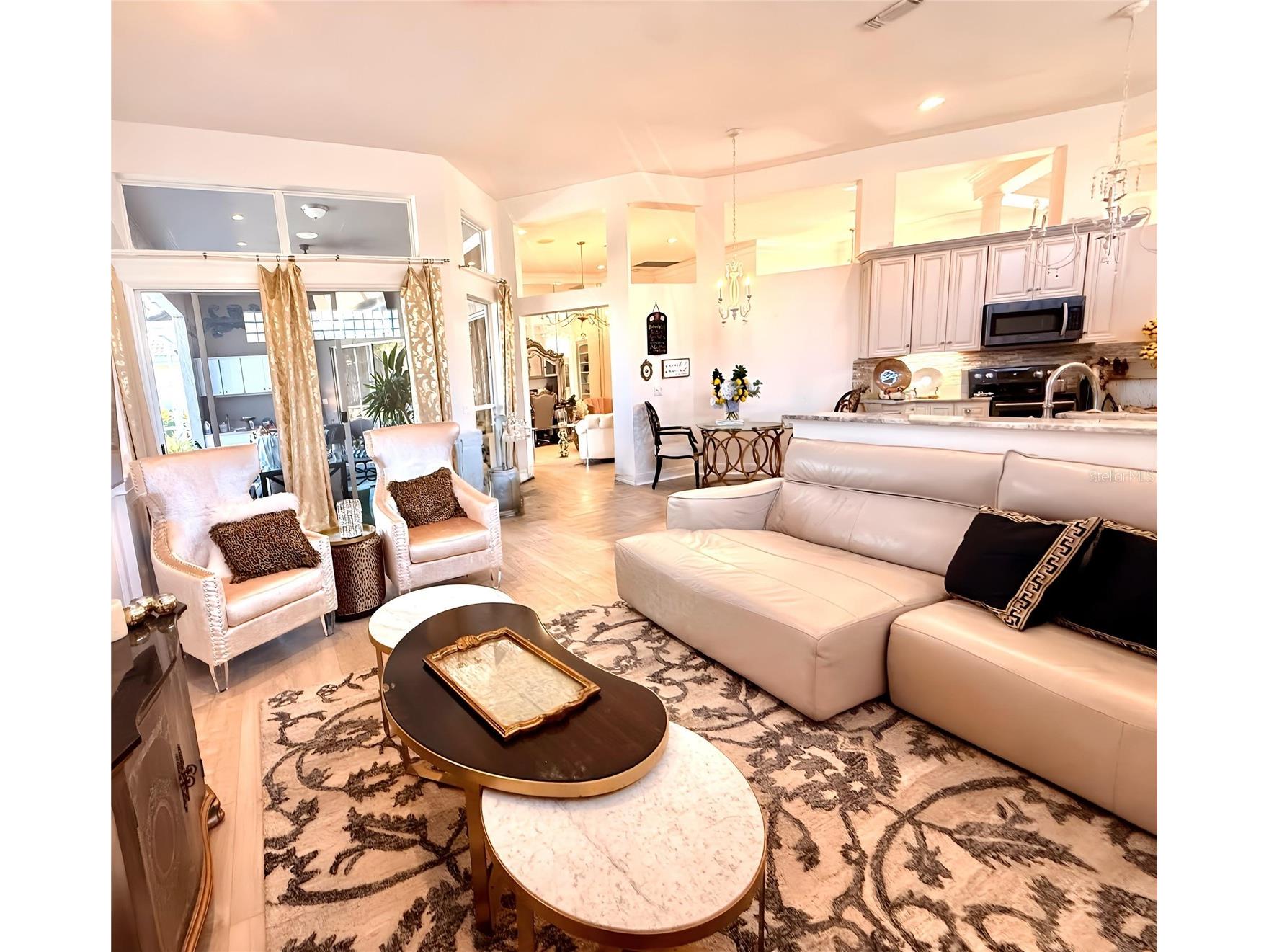 405 Wellington Court Venice FL 34292 A4681404 image7