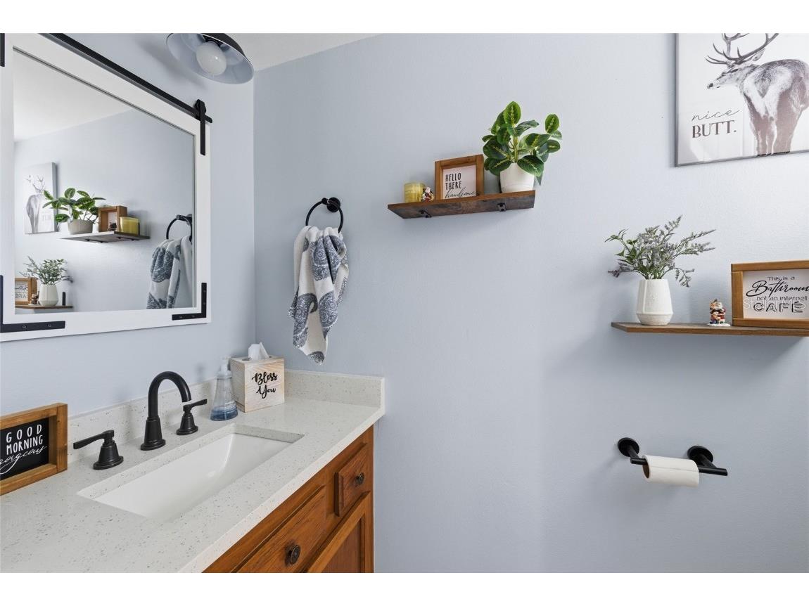 405 Woods Landing Trail Oldsmar FL 34677 A4676677 image16