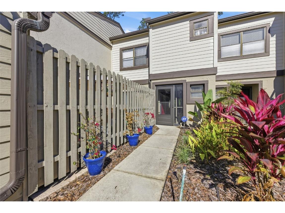 405 Woods Landing Trail Oldsmar FL 34677 A4676677 image3