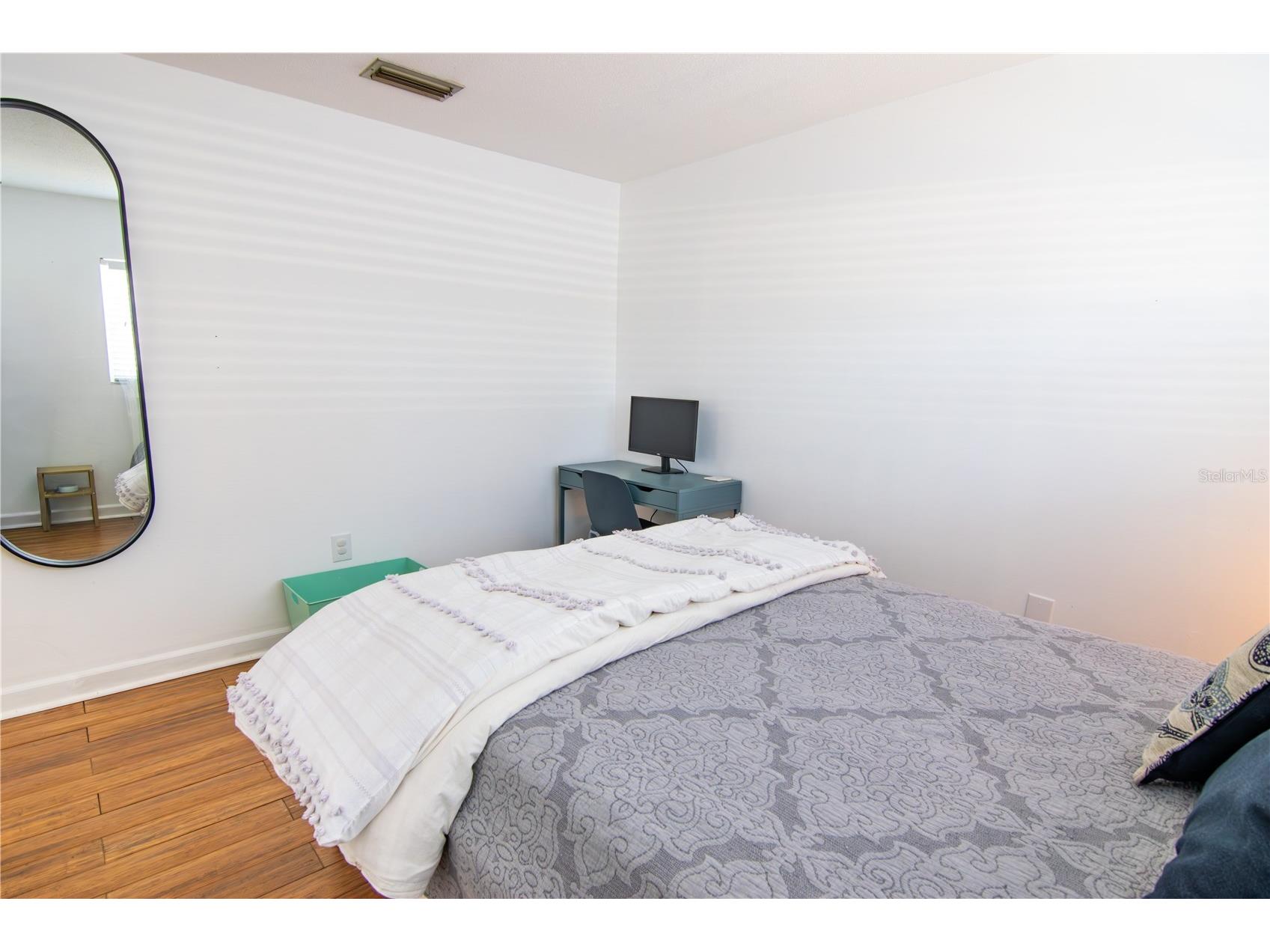 4050 4th Street N #116 Saint Petersburg FL 33703 TB8479108 image11