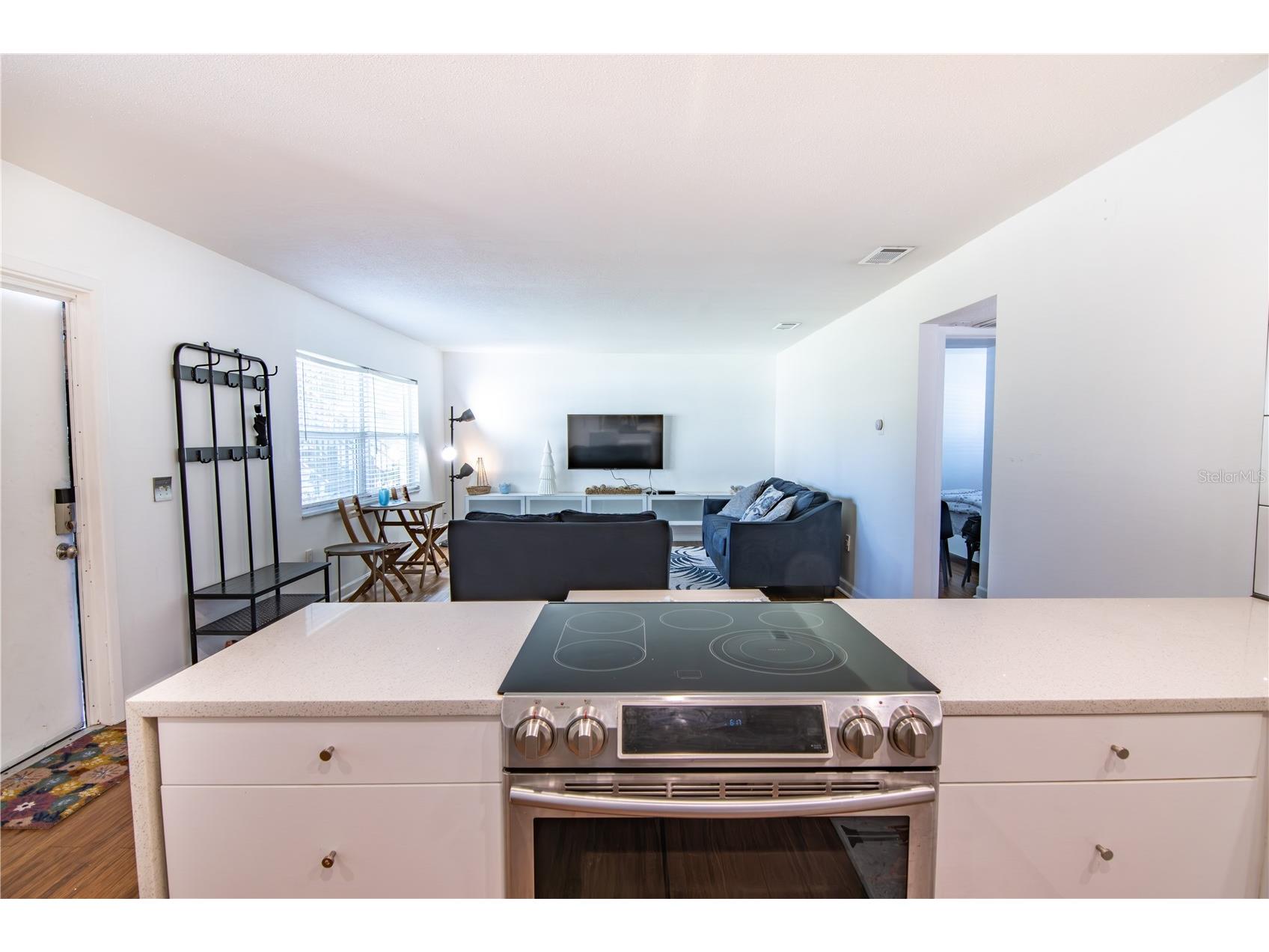 4050 4th Street N #116 Saint Petersburg FL 33703 TB8479108 image5