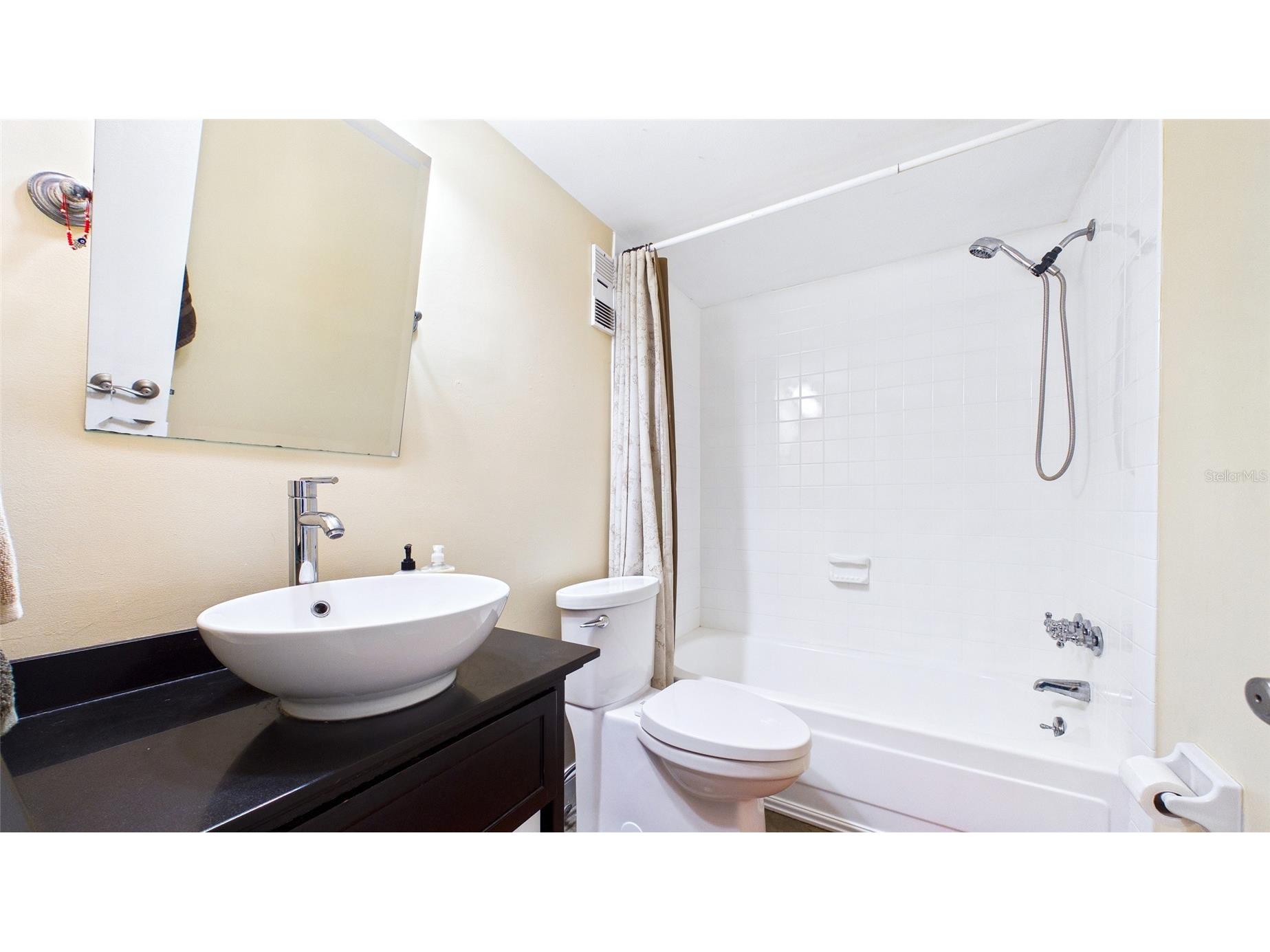 4050 4th Street N #122 Saint Petersburg FL 33703 TB8491347 image16