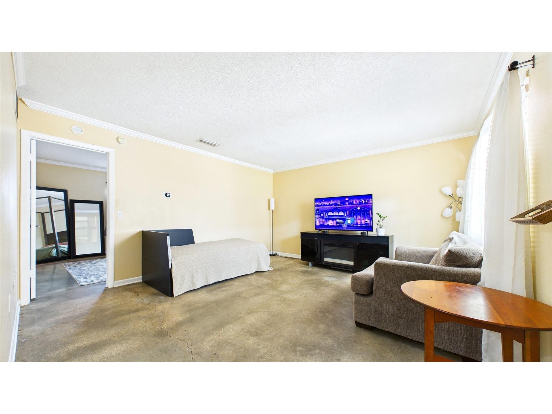 4050 4th Street N #122 Saint Petersburg FL 33703 TB8491347 image3