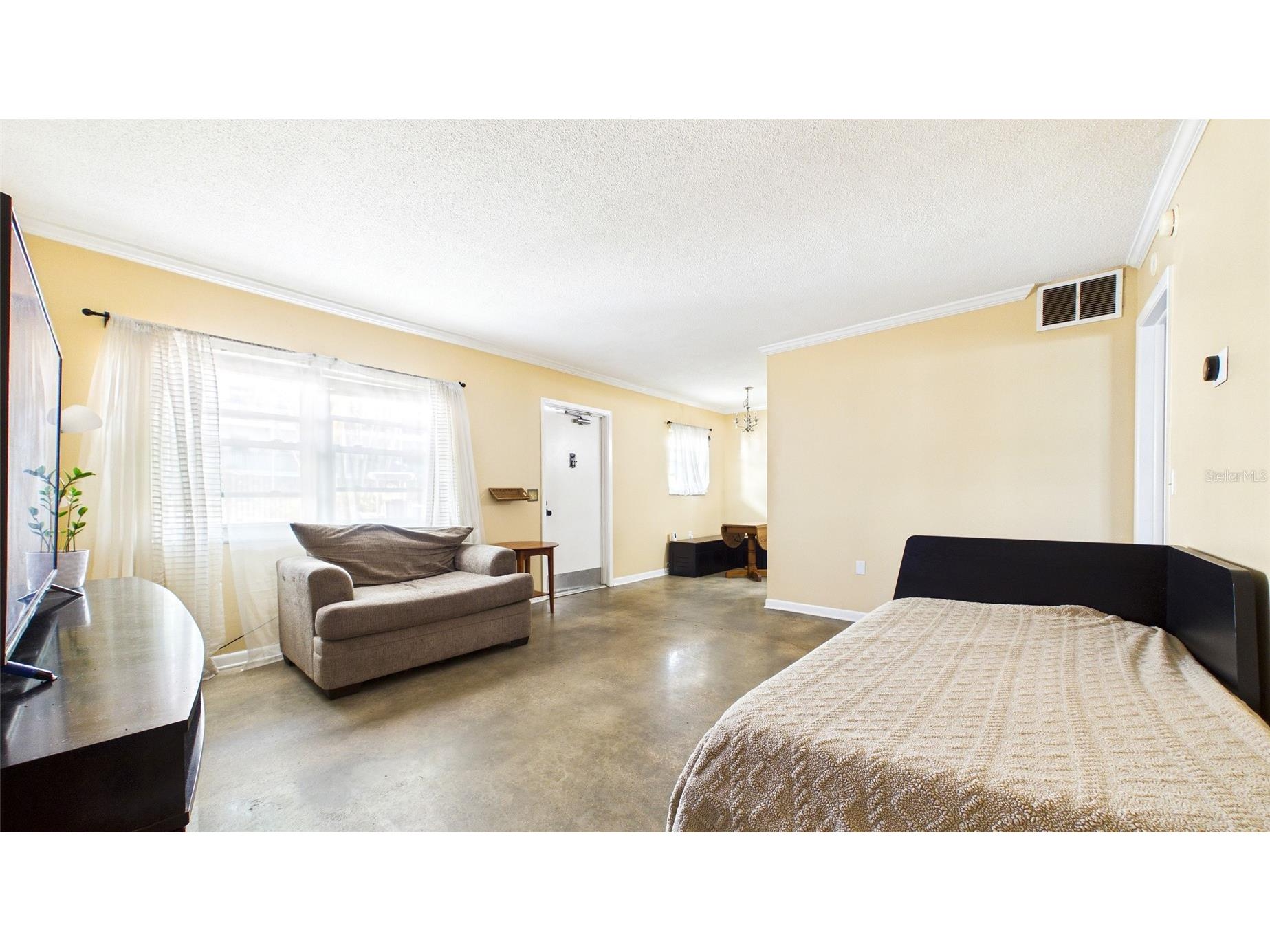 4050 4th Street N #122 Saint Petersburg FL 33703 TB8491347 image5