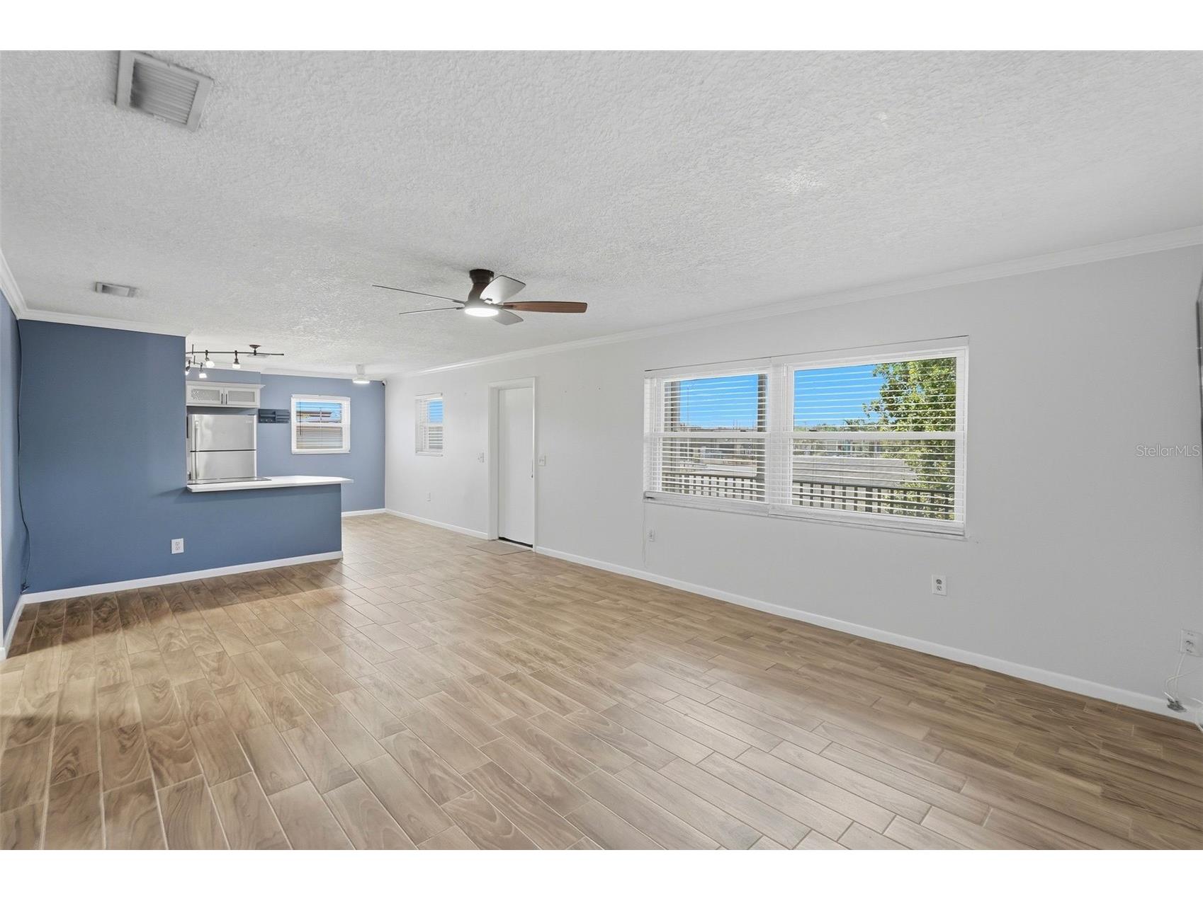 4050 4th Street N #229 Saint Petersburg FL 33703 TB8509849 image2