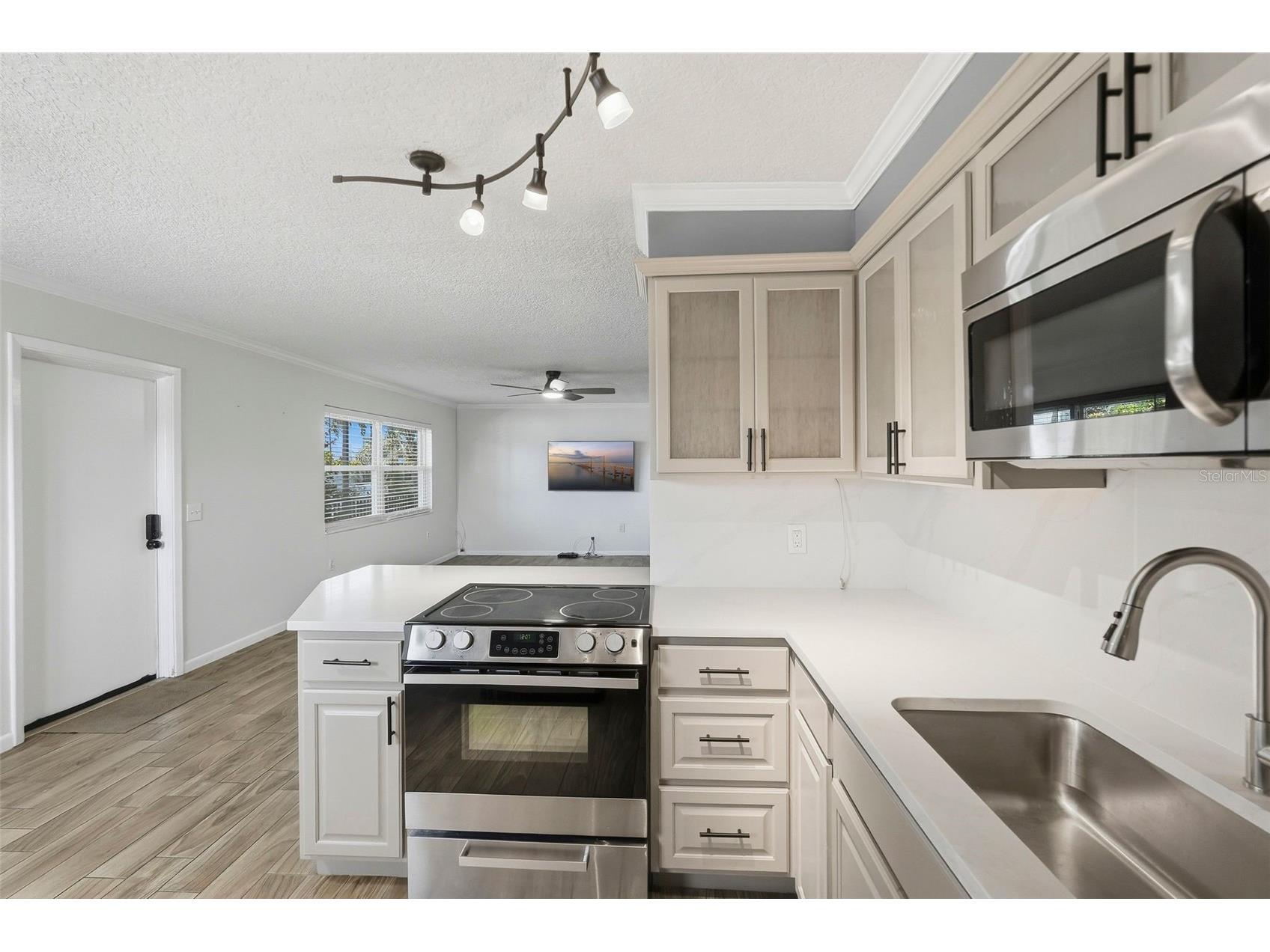 4050 4th Street N #229 Saint Petersburg FL 33703 TB8509849 image6