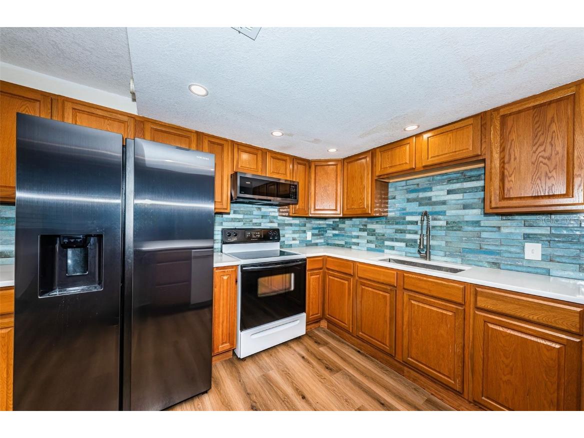 4050 4th Street N #306 Saint Petersburg FL 33703 TB8444313 image16