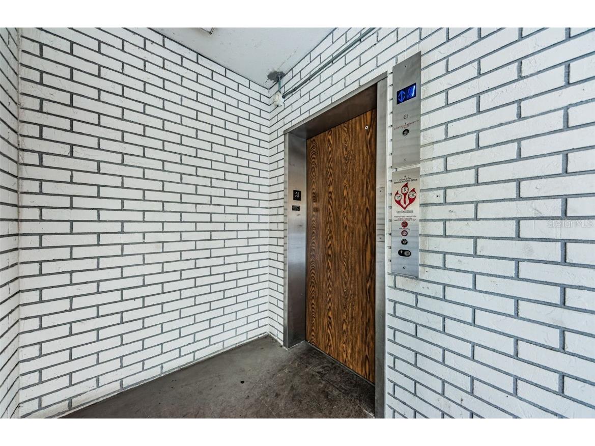 4050 4th Street N #306 Saint Petersburg FL 33703 TB8444313 image31