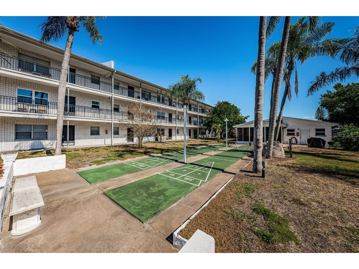 4050 4th Street N #306 Saint Petersburg FL 33703 TB8444313 image33