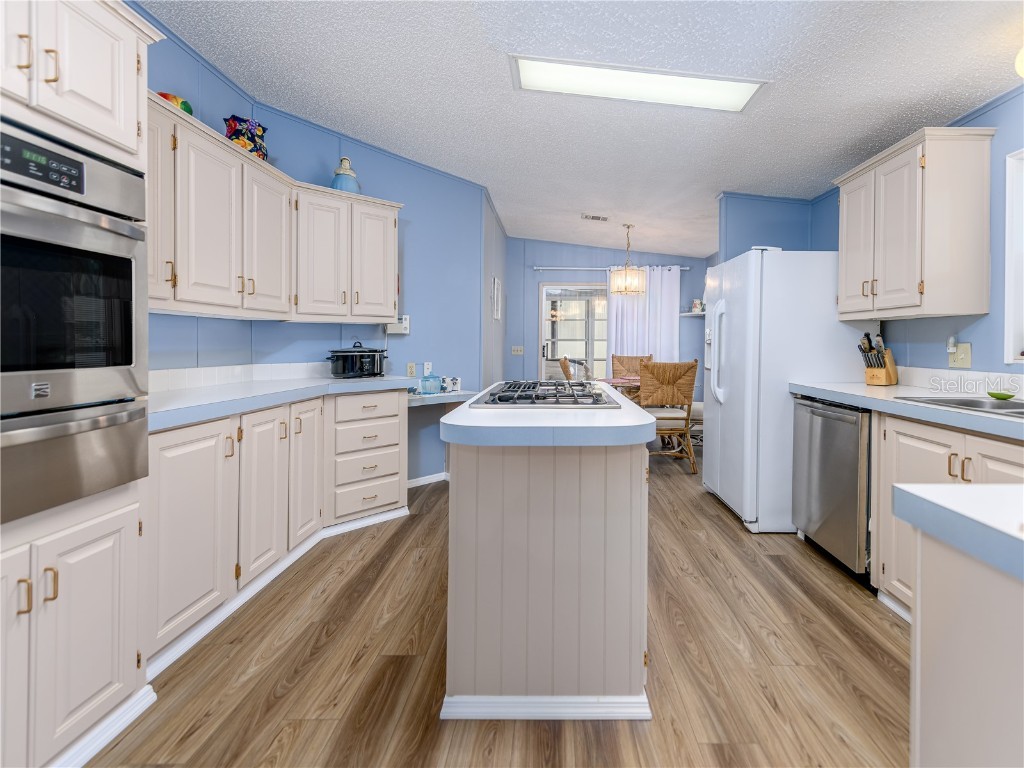 4050 Carefree Way Zephyrhills FL 33541 TB8436053 image3