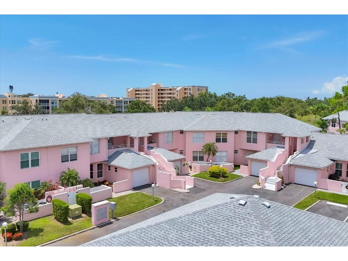 4050 Pinebrook Circle #5 Bradenton FL 34209 A4658743 image1