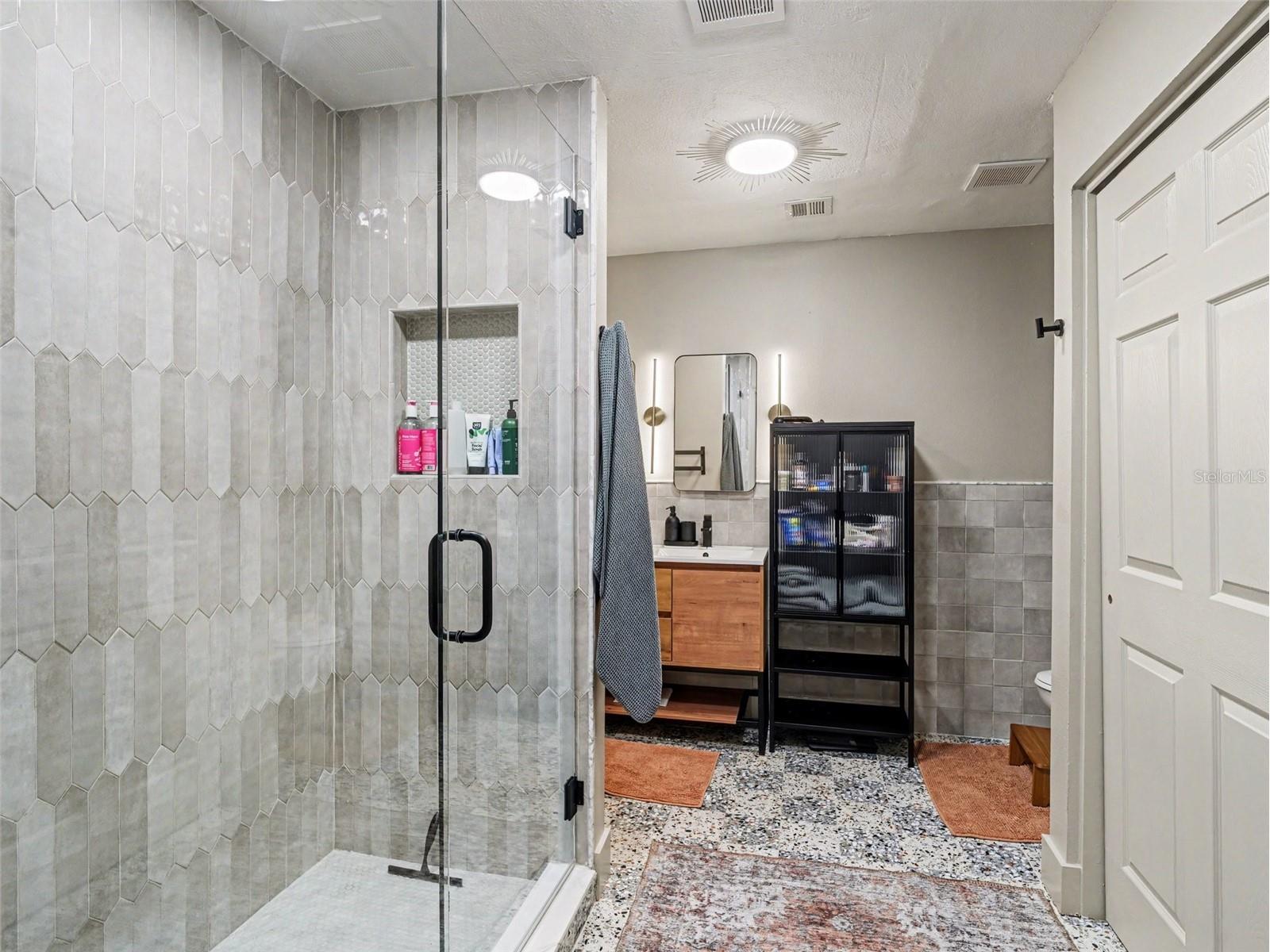 4050 Turks Cap Place Sarasota FL 34234 TB8493607 image19