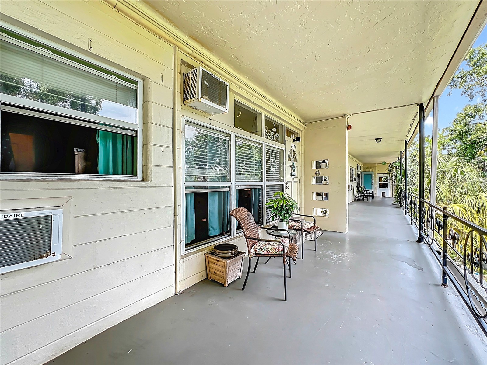 4051 58th Street N #237C Saint Petersburg FL 33709 TB8428365 image1