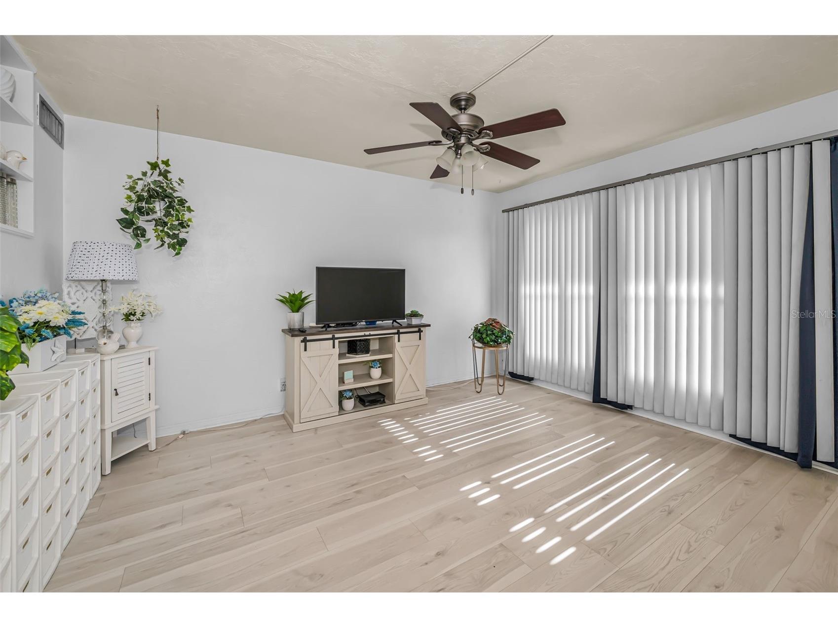 4051 58th Street N #243 Kenneth City FL 33709 TB8499500 image4