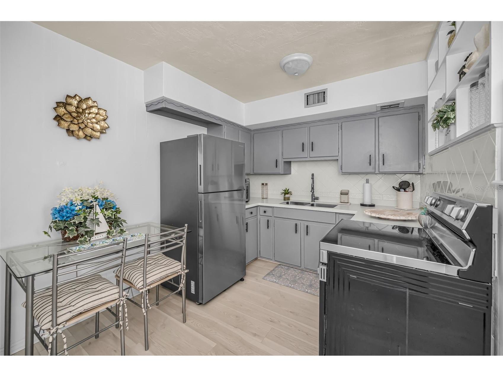 4051 58th Street N #243 Kenneth City FL 33709 TB8499500 image8