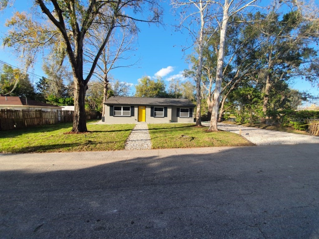 4051 Close Court Mount Dora FL 32757 O6089199 image1